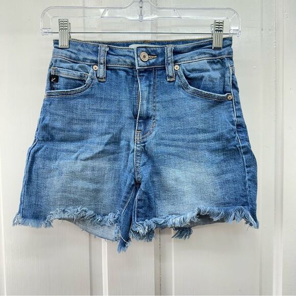 KanCan denim jeans raw hem women's small lay flat waist 13 and inseam 4 - Picture 1 of 4